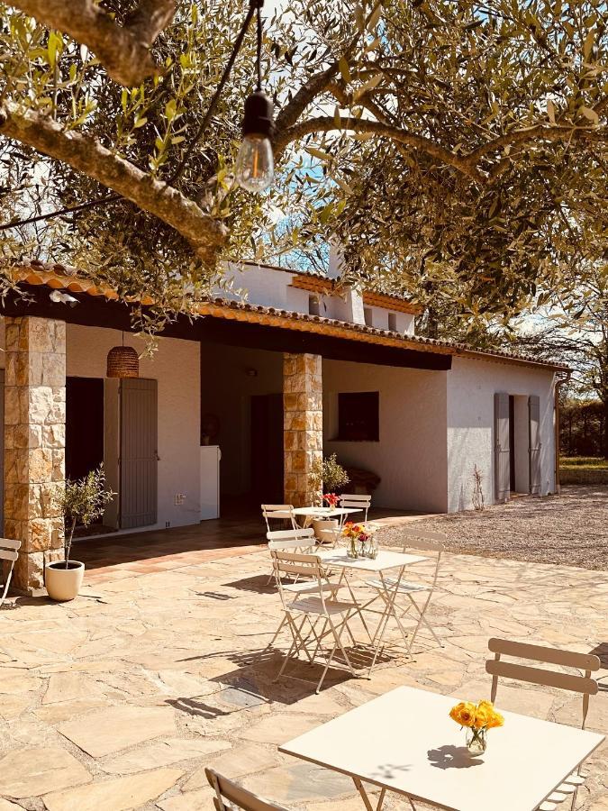 4 Saisons En Provence Bed & Breakfast Saint-Paul-en-Foret Bagian luar foto